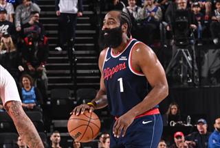 ​哈登31分10助独挑大梁 快船加时逆转猛龙豪取五连胜