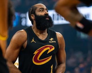 骑士主场25分大胜奇才，梅里尔三分10中9轰下32分