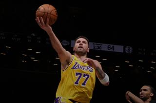 NBA战报-东契奇22分9板15助 湖人109-110不敌魔术