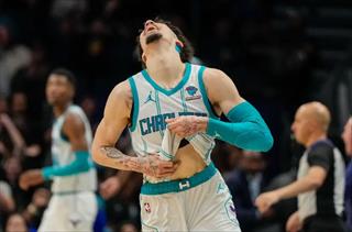 圣诞夜的缺席者：黄蜂队建队35年从未亮相NBA圣诞大战，成联盟唯一“绝缘”球队