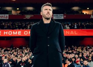 卡里克专注曼联帅位 率队力克维拉延续强势