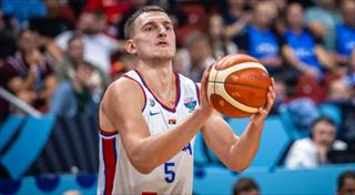 FIBA欧锦赛塞尔维亚大胜爱沙尼亚，ESPN名记：约维奇欧洲赛场闪耀，有望成热火新赛季首发四号位
