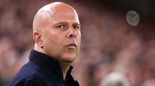 西蒙·米尼奥莱确认赛季结束退役