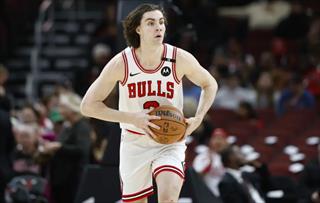 外媒：2021年6号秀约什-吉迪与公牛签下4年1亿美元续约合同