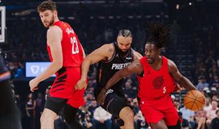 NBA季后赛：文班缺席 马刺击败开拓者2-1领先