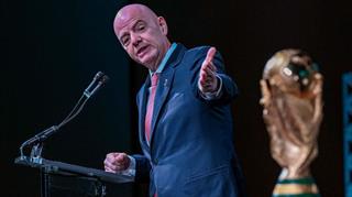 世界杯决赛票价飙升引争议 最高档位突破三万美元
