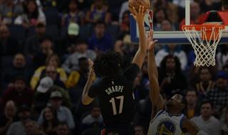 NBA季前赛-杨瀚森6犯离场 开拓者遭勇士逆转