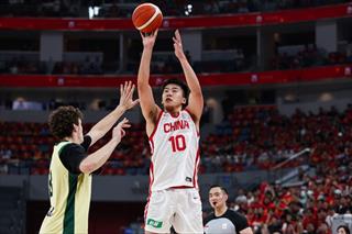 热身赛：中国男篮91-81力克澳洲男篮 王俊杰23+6+4 崔永熙12分