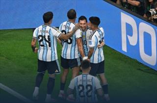 提前出线！阿根廷2-0奥地利 梅西失点+双响18球独享世界杯射手王