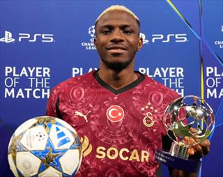 26岁奥斯梅恩欧冠3场6球力压3神锋，1500万年薪高能输出，强悍表现劝退多队！