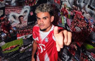 爆破手真香警告！利物浦弃迪亚斯换6轮5败 拜仁捡漏11球猛将