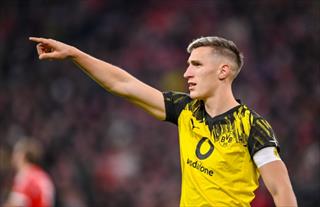 巴萨中卫引援关注施洛特贝克，球员估价4000万欧元