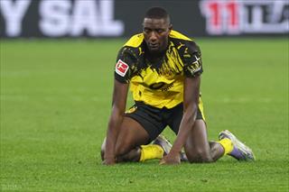 29岁吉拉西面临二选一：留多特冲冠，或赴沙特拿2000万欧年薪