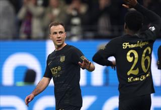 图片报：年薪350万的格策若想留法兰克福，需接受大幅降薪