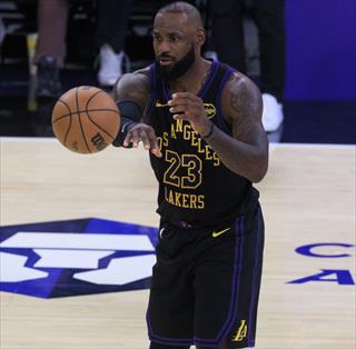 湖人客场险胜爵士迎四连胜，詹姆斯：投篮不佳仍能赢球最鼓舞人心