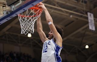 杜克大学再出状元？布泽尔儿子场均21.1+9.9+4多项队内第一