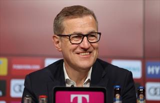 拜仁CEO赛后表态：如今输球总比淘汰赛折戟更佳，球队周末将重整旗鼓再出发