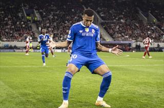 姆巴佩6分42秒戴帽欧冠历史第2 萨拉赫最快莱万两上榜