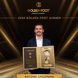 官方：34岁格列兹曼荣膺2025金足奖