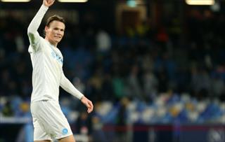 萨哈表示，麦克托米奈完全具备实力立足皇马、巴萨，加盟拜仁亦可行