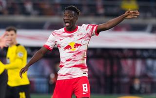 队报消息：朗斯已谈妥海达拉转会，300万欧签约将其留至2029年