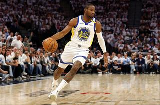 科尔谈库明加出场时间缩减：稳定性是赢得信任的关键