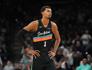 文班亚马确认复出，将出战NBA杯半决赛对阵雷霆