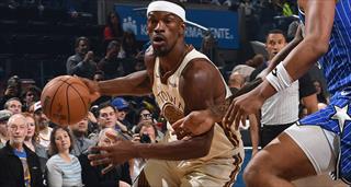 NBA圣诞大战！勇士126-116击败独行侠