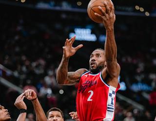 NBA常规赛：莱昂纳德55分11板5断3帽 快船112-99活塞