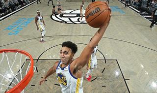 NBA常规赛前瞻：黄蜂VS金州勇士 库里领衔出战