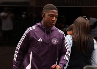 梅努不想放弃自己的曼联生涯，他决心重新振作