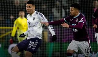 英超战报-曼联客场2-2伯恩利 舍什科梅开二度