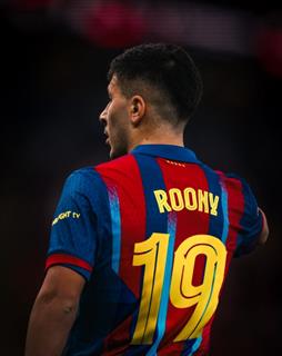 巴萨官方：20岁巴德吉正式升入巴萨一线队 改穿19号